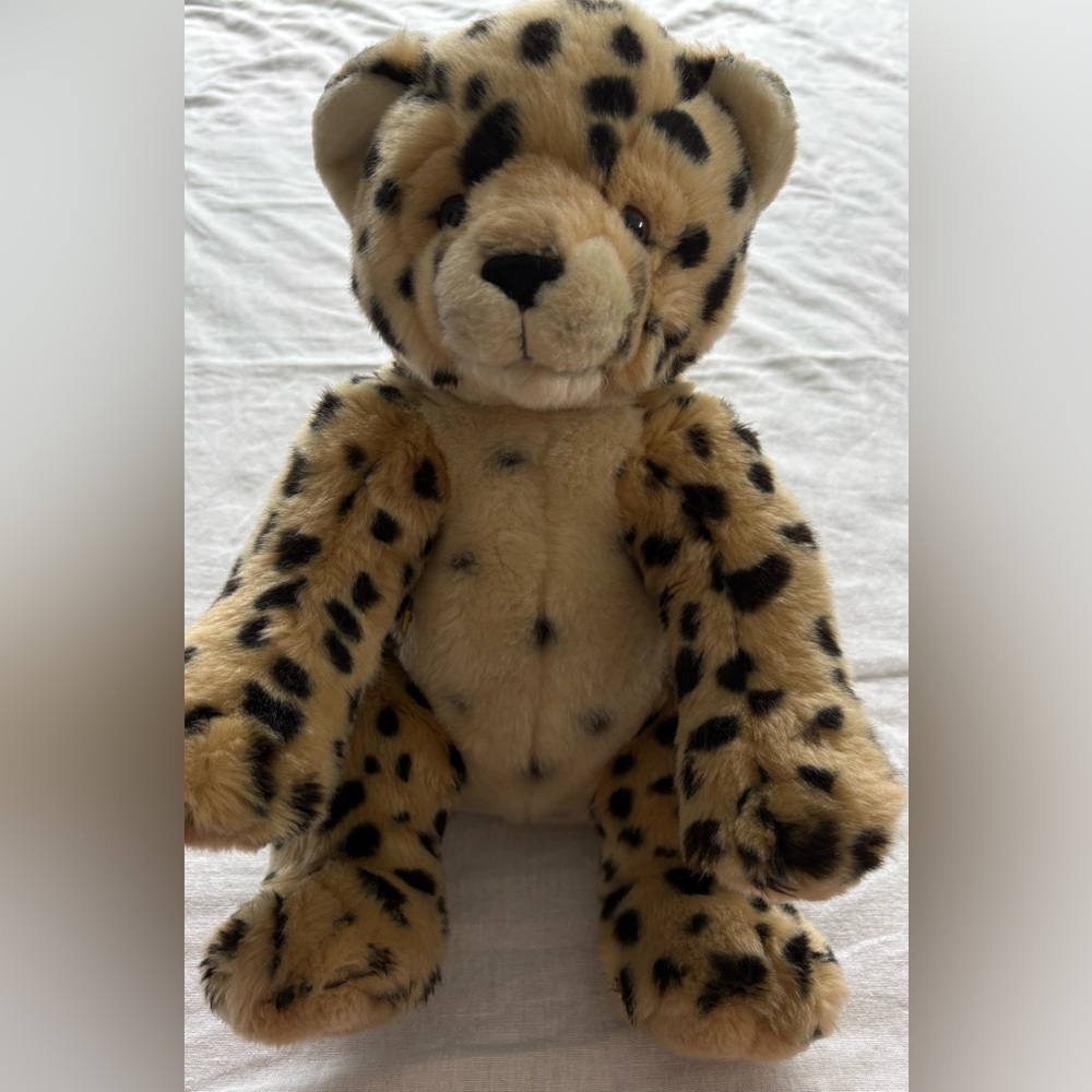 2000s Build-A-Bear Workshop World Wildlife Fund (WWF) Cheetah plush